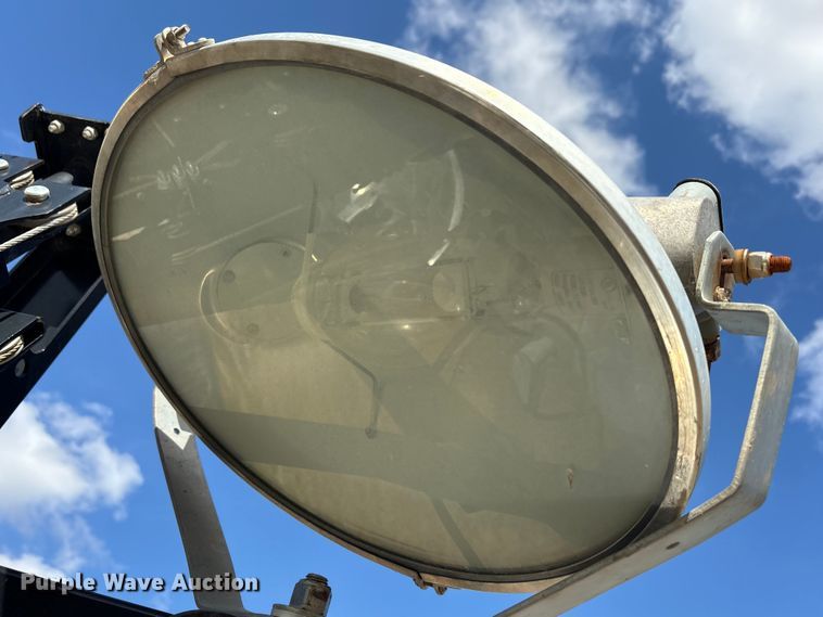 image for item EA7748 2019 Allmand Night  Lite V- Series NLV light plant