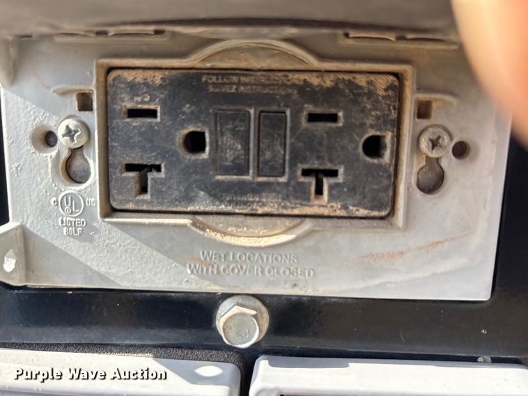 image for item EA7748 2019 Allmand Night  Lite V- Series NLV light plant