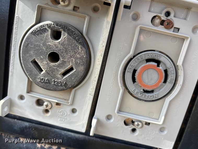 image for item EA7748 2019 Allmand Night  Lite V- Series NLV light plant