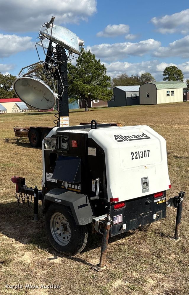 image for item EA7749 2019 Allmand Night Lite V Series NLV light plant