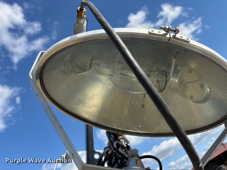 image for item EA7749 2019 Allmand Night Lite V Series NLV light plant