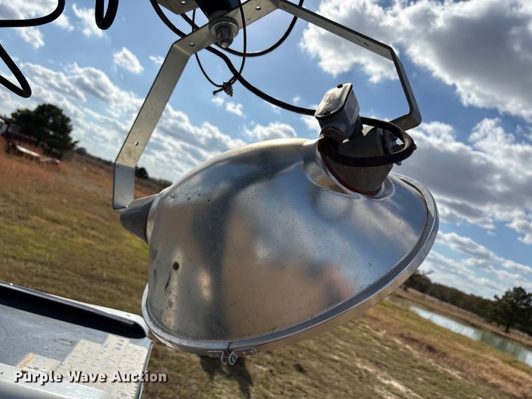 image for item EA7749 2019 Allmand Night Lite V Series NLV light plant