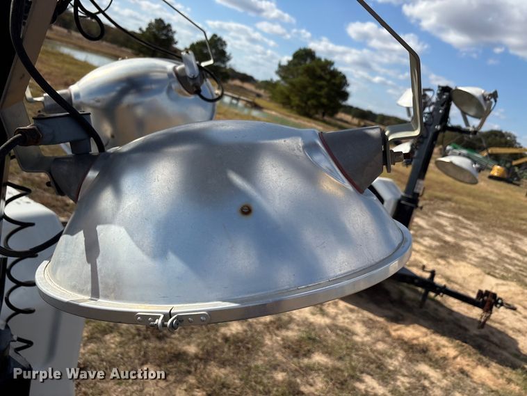 image for item EA7749 2019 Allmand Night Lite V Series NLV light plant