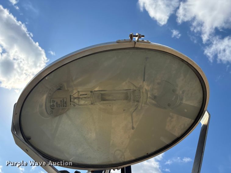 image for item EA7749 2019 Allmand Night Lite V Series NLV light plant