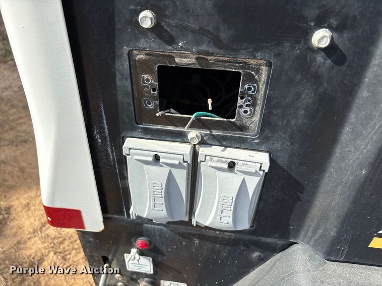 image for item EA7750 2019 Allmand Night Light V-Series NLV light plant