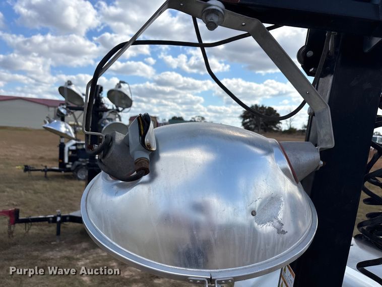 image for item EA7750 2019 Allmand Night Light V-Series NLV light plant