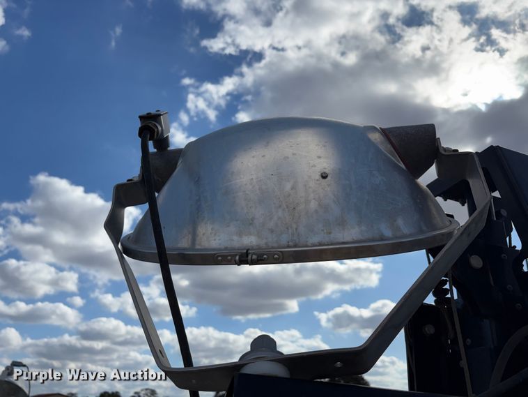 image for item EA7750 2019 Allmand Night Light V-Series NLV light plant