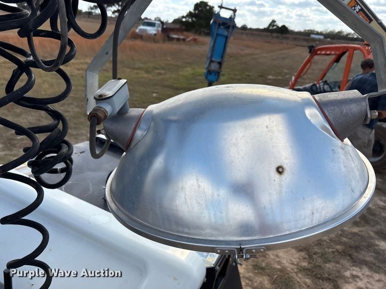 image for item EA7750 2019 Allmand Night Light V-Series NLV light plant