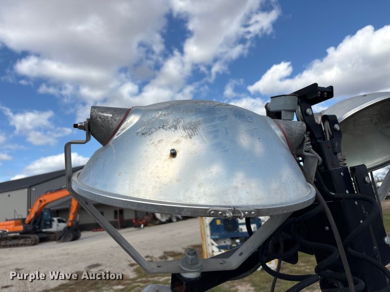 image for item EA7750 2019 Allmand Night Light V-Series NLV light plant