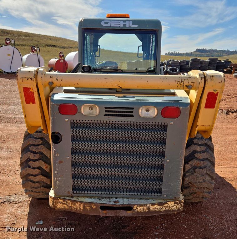 image for item EB1116 2005 Gehl 7810 skid steer loader