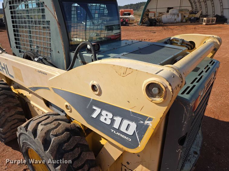 image for item EB1116 2005 Gehl 7810 skid steer loader