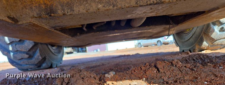 image for item EB1116 2005 Gehl 7810 skid steer loader