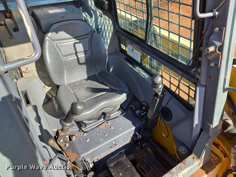 image for item EB1116 2005 Gehl 7810 skid steer loader