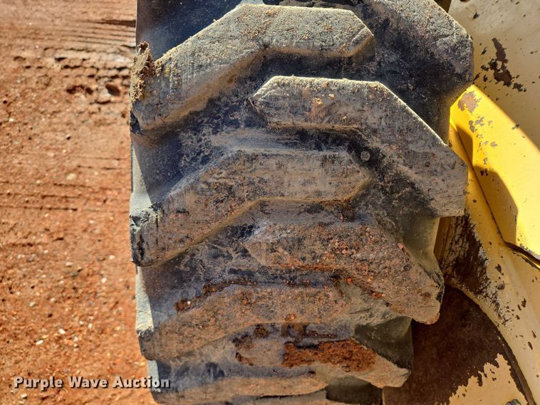 image for item EB1116 2005 Gehl 7810 skid steer loader