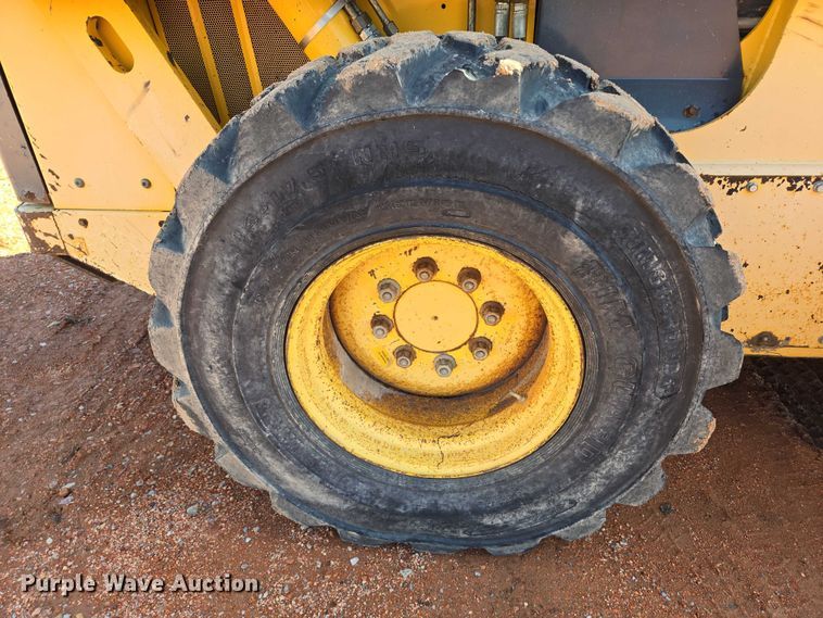 image for item EB1116 2005 Gehl 7810 skid steer loader