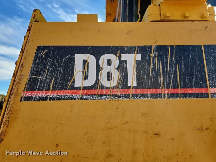 image for item EB1117 2005 Caterpillar D8T dozer
