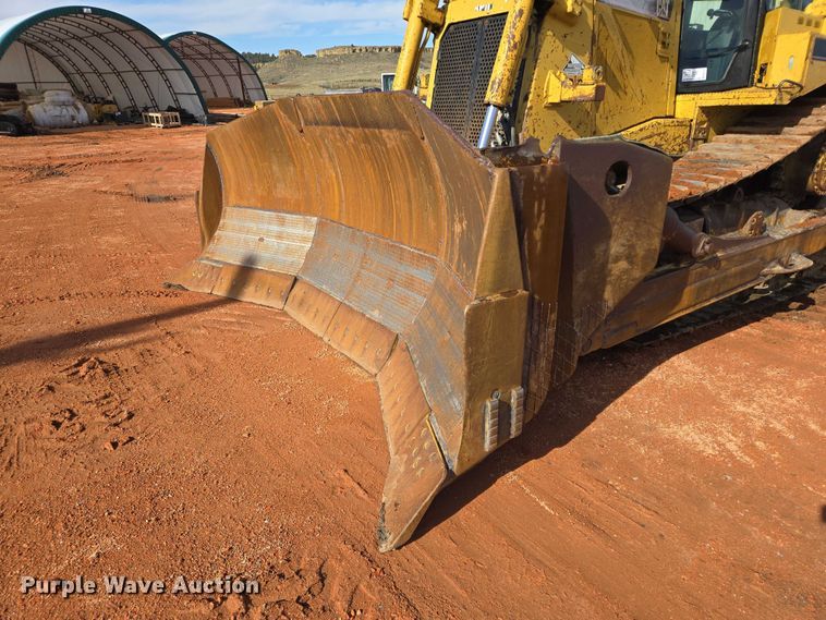 image for item EB1117 2005 Caterpillar D8T dozer