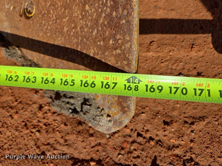 image for item EB1117 2005 Caterpillar D8T dozer