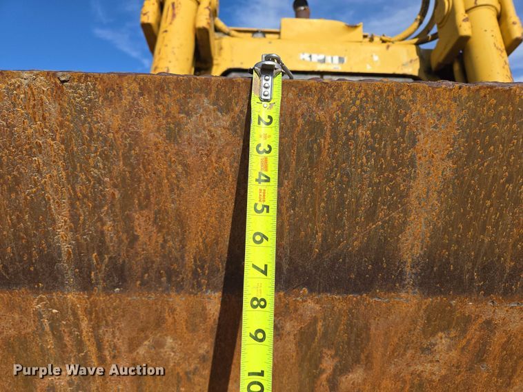 image for item EB1117 2005 Caterpillar D8T dozer