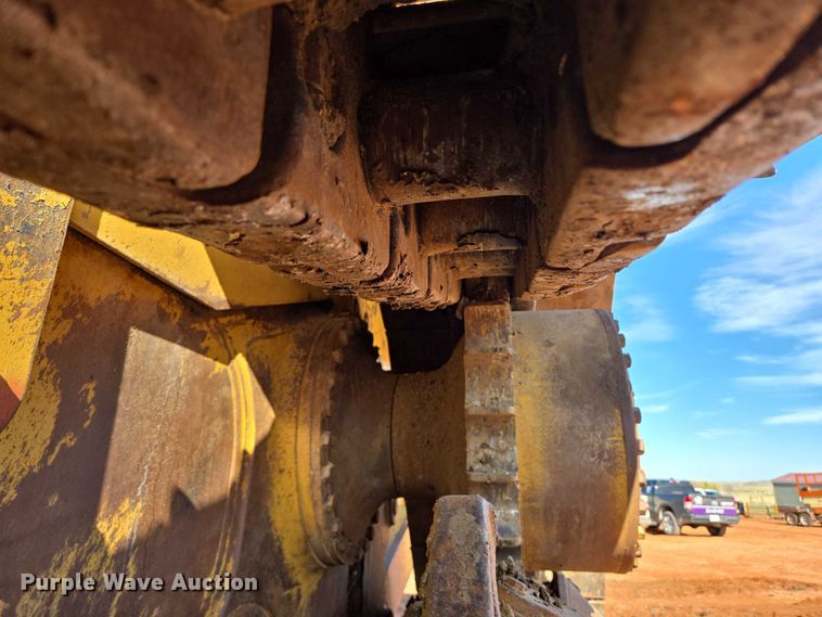 image for item EB1117 2005 Caterpillar D8T dozer