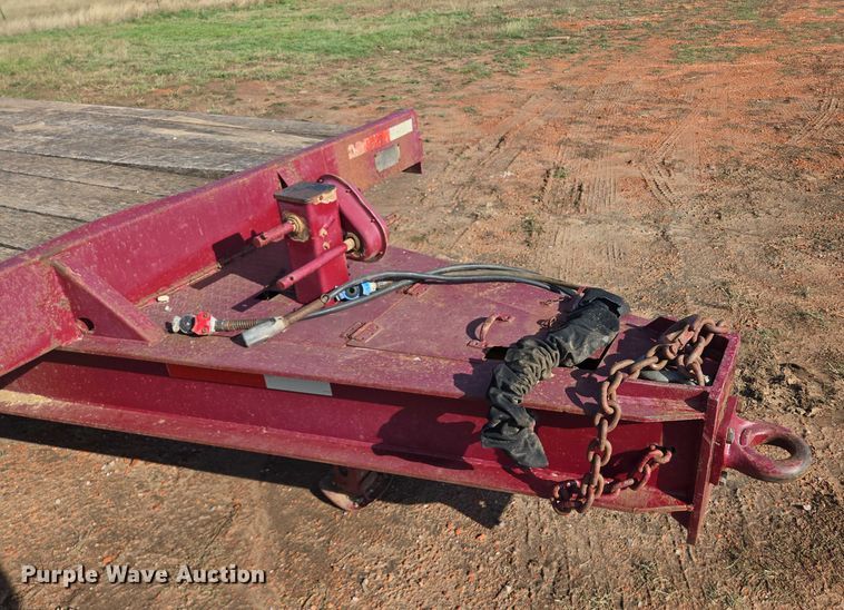 image for item EB1119 2001 X-L Specialized 50T equipment trailer