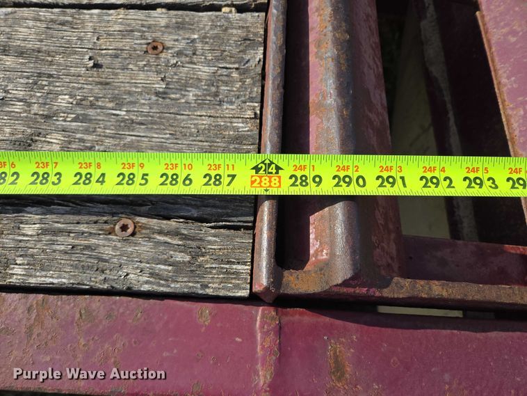 image for item EB1119 2001 X-L Specialized 50T equipment trailer