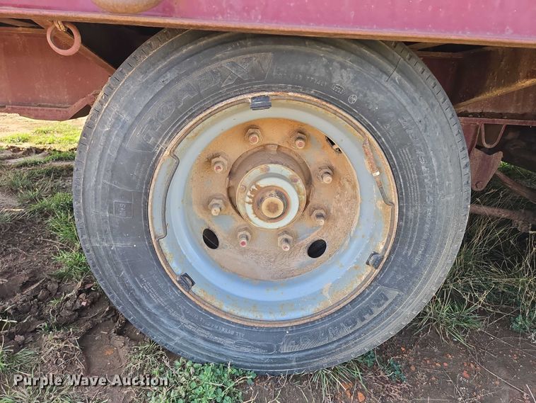 image for item EB1119 2001 X-L Specialized 50T equipment trailer