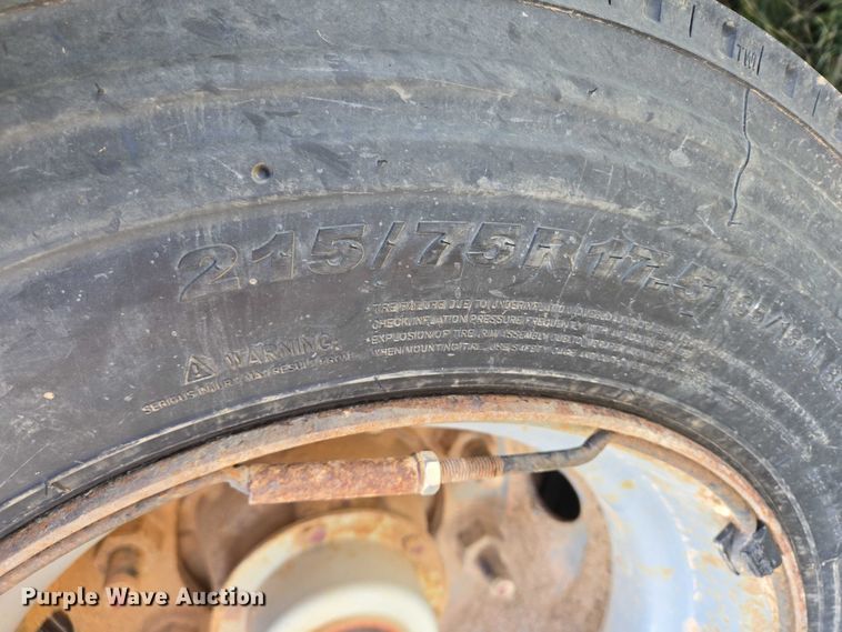 image for item EB1119 2001 X-L Specialized 50T equipment trailer