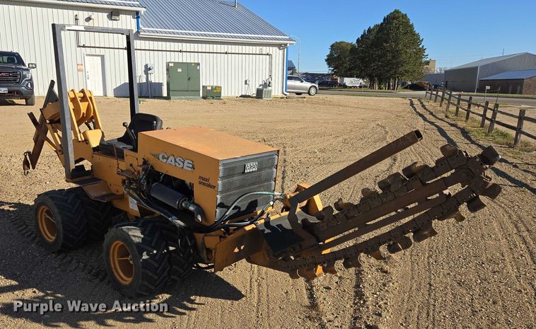 image for item EB1128 1990 Case Maxi-Sneaker B trencher