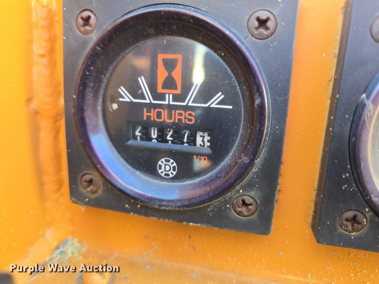 image for item EB1128 1990 Case Maxi-Sneaker B trencher