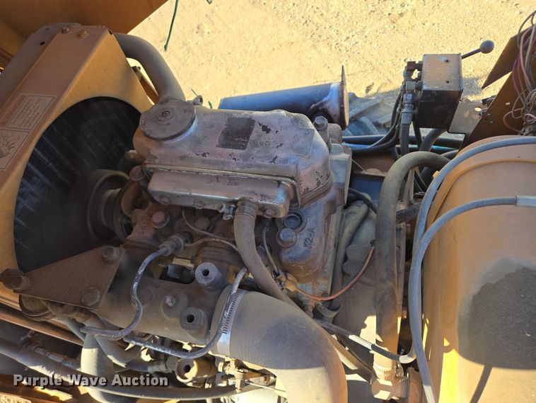 image for item EB1128 1990 Case Maxi-Sneaker B trencher