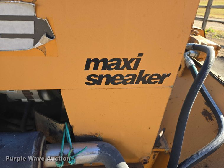 image for item EB1128 1990 Case Maxi-Sneaker B trencher