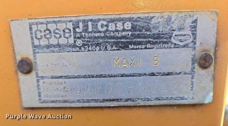 image for item EB1128 1990 Case Maxi-Sneaker B trencher