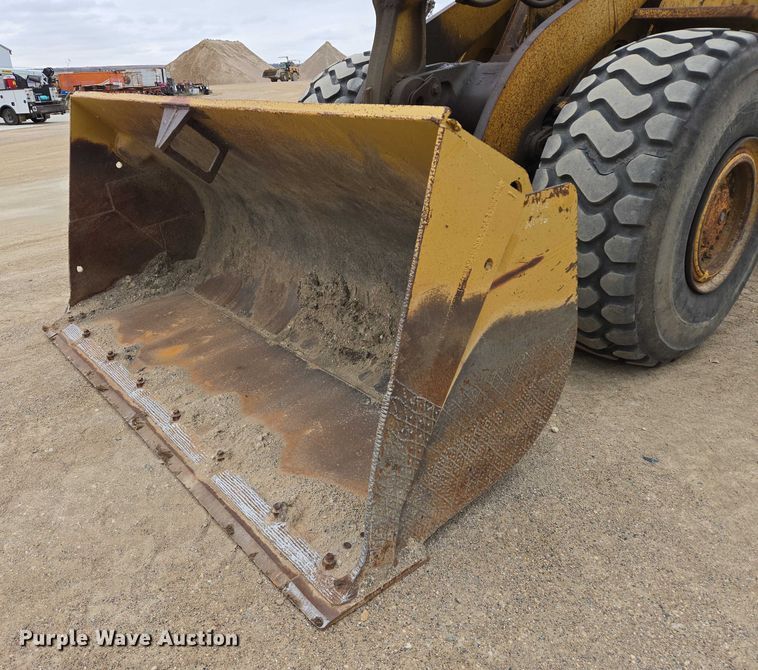 image for item EB1129 1985 Caterpillar 966D wheel loader