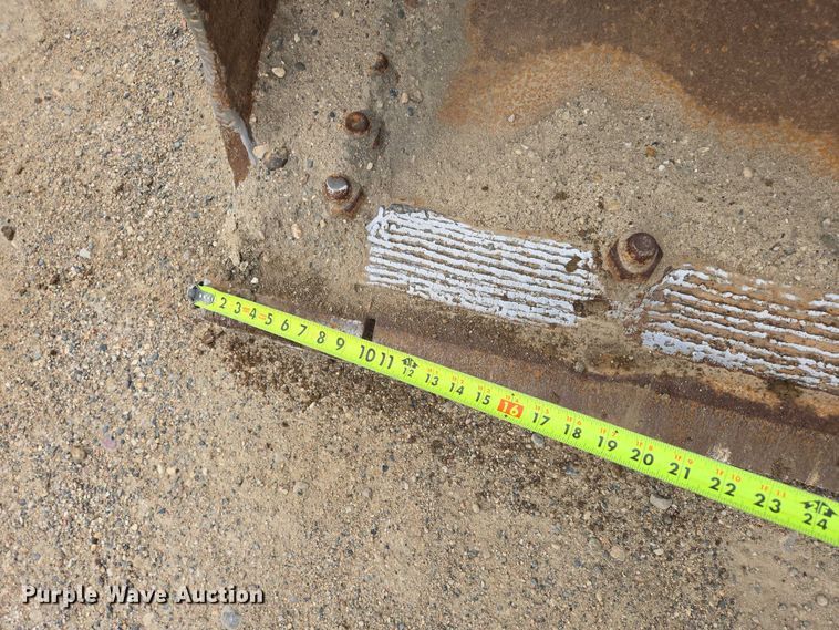 image for item EB1129 1985 Caterpillar 966D wheel loader