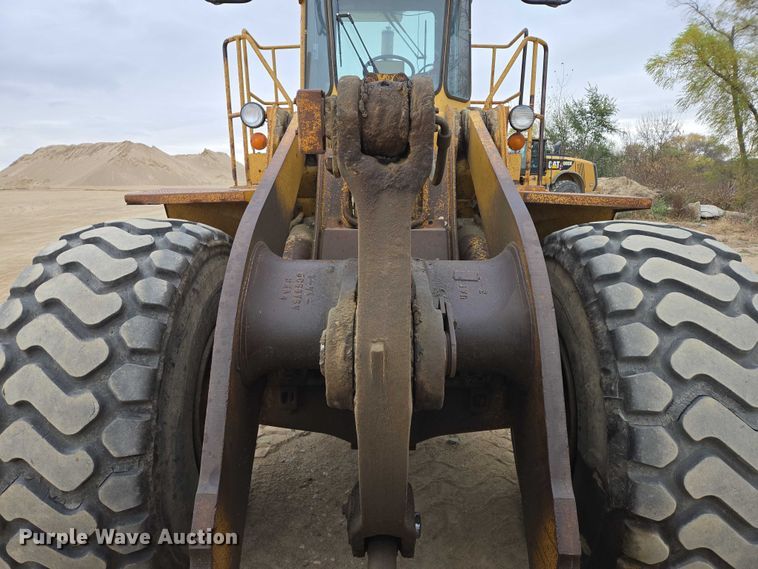 image for item EB1129 1985 Caterpillar 966D wheel loader