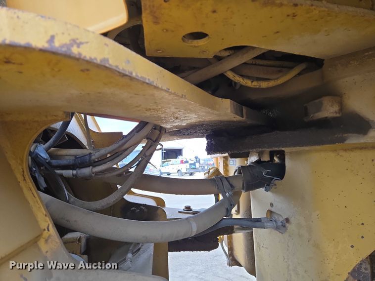 image for item EB1129 1985 Caterpillar 966D wheel loader