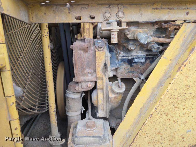 image for item EB1129 1985 Caterpillar 966D wheel loader