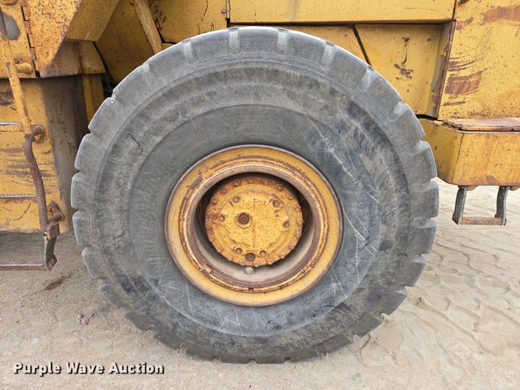 image for item EB1129 1985 Caterpillar 966D wheel loader