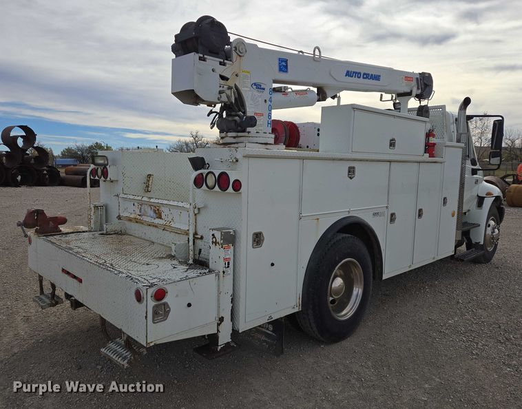 image for item EB1132 2006 International 4300 utility / service truck