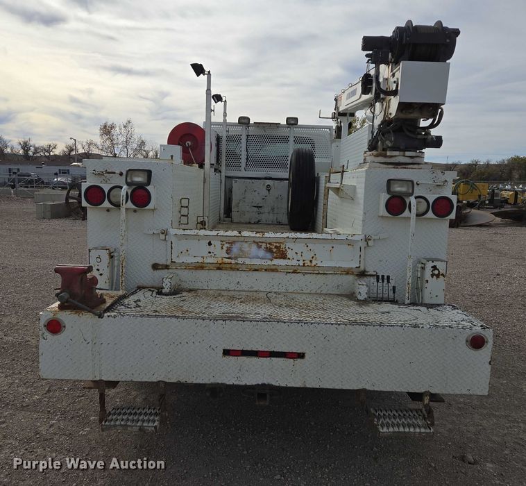 image for item EB1132 2006 International 4300 utility / service truck