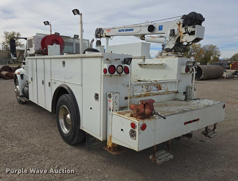 image for item EB1132 2006 International 4300 utility / service truck