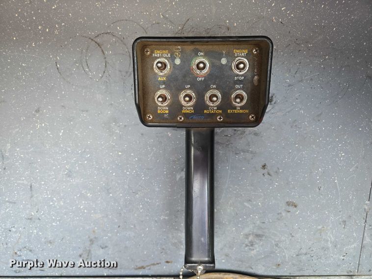 image for item EB1132 2006 International 4300 utility / service truck