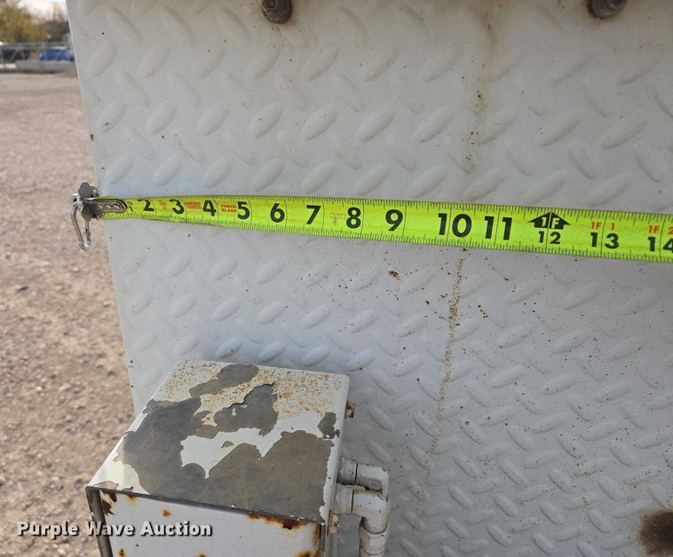 image for item EB1132 2006 International 4300 utility / service truck