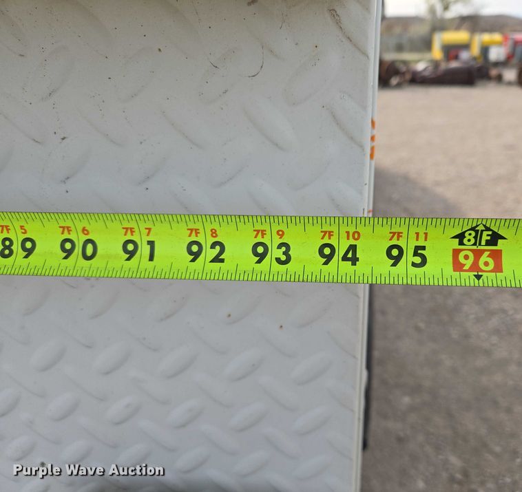 image for item EB1132 2006 International 4300 utility / service truck