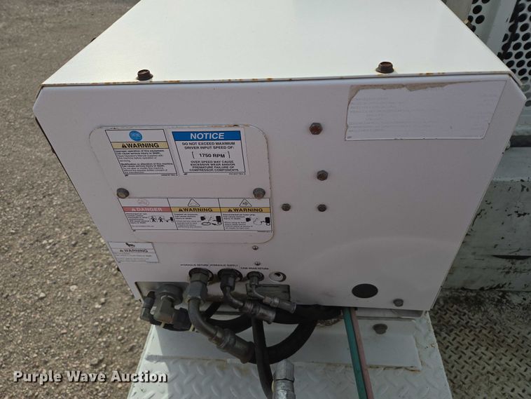 image for item EB1132 2006 International 4300 utility / service truck