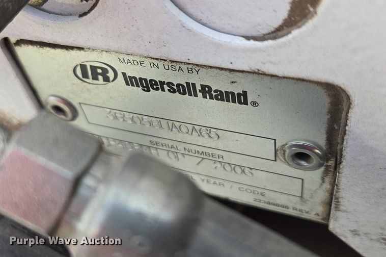 image for item EB1132 2006 International 4300 utility / service truck