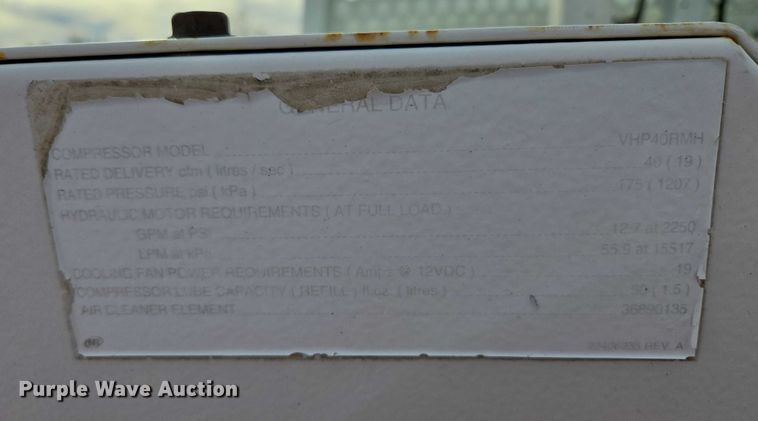 image for item EB1132 2006 International 4300 utility / service truck