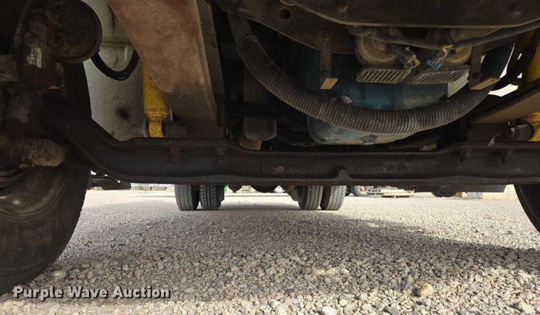 image for item EB1132 2006 International 4300 utility / service truck