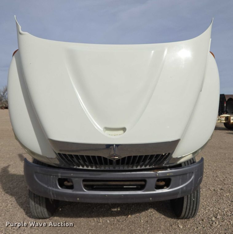 image for item EB1132 2006 International 4300 utility / service truck